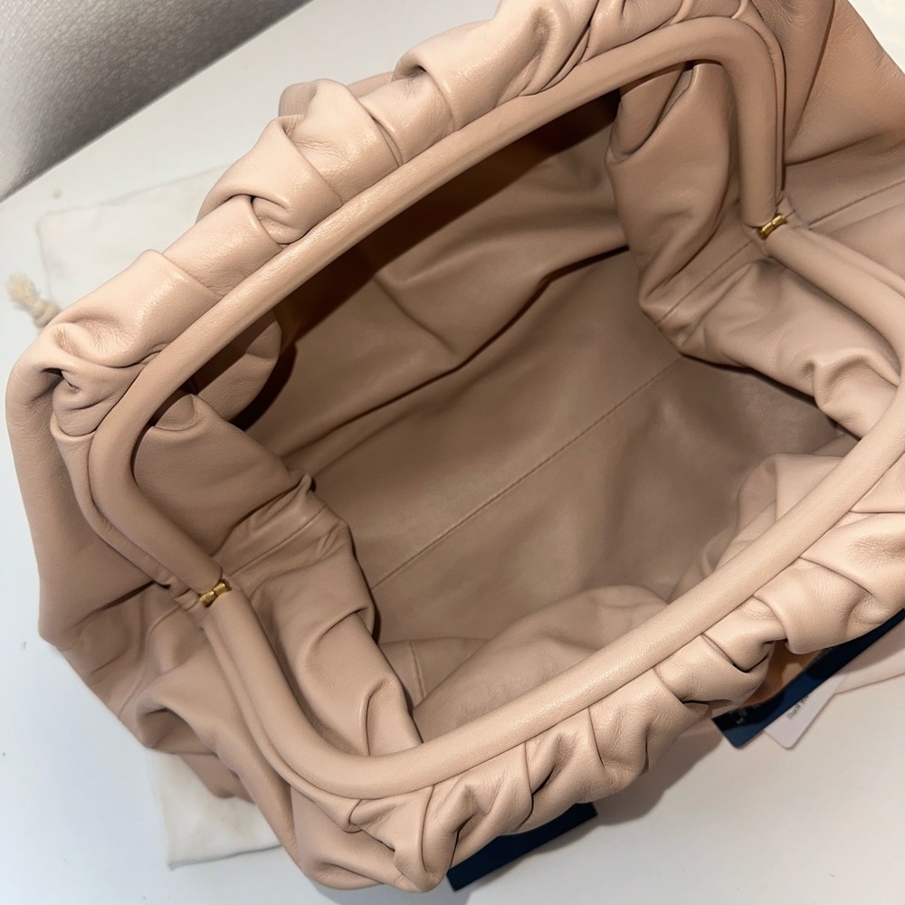 Bottega Veneta Tan Clutch - Picture 4 of 5